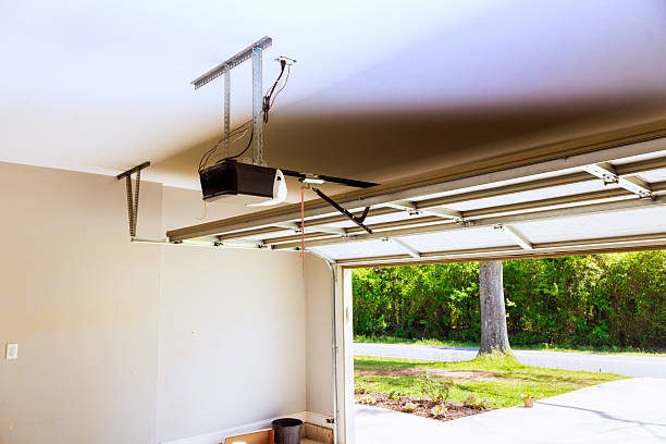 Top rated local Garage Door Roller Replacement specialists in Calvert, TX